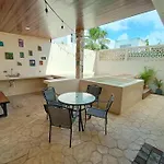 Casa Wakak